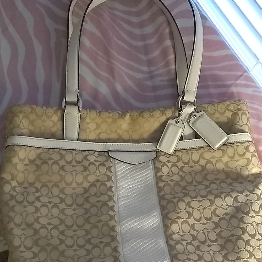 Coach purse